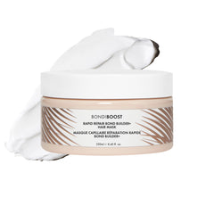 BondiBoost Rapid Repair Bond Builder en bouteille prête à hydrater les cheveux.
