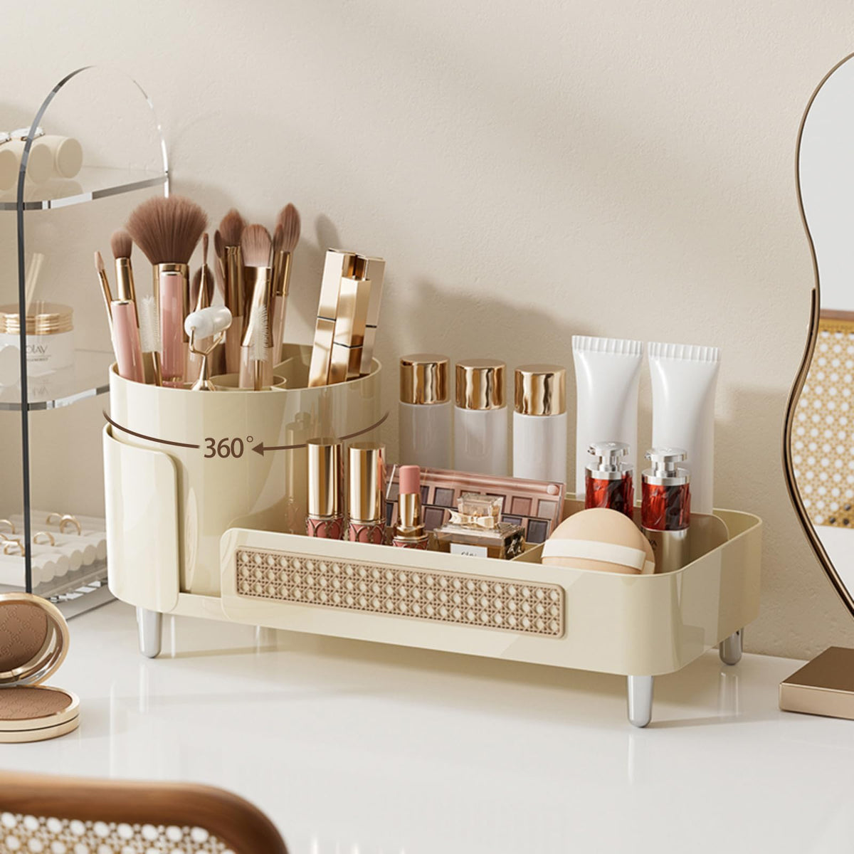 Booklov rotateur-maquillage 360 pour un accès rapide à vos articles de beauté.