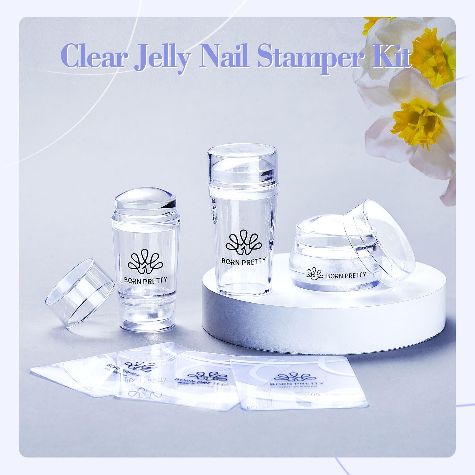Idéal pour les ongles longs ou courts grâce aux tampons transparents.