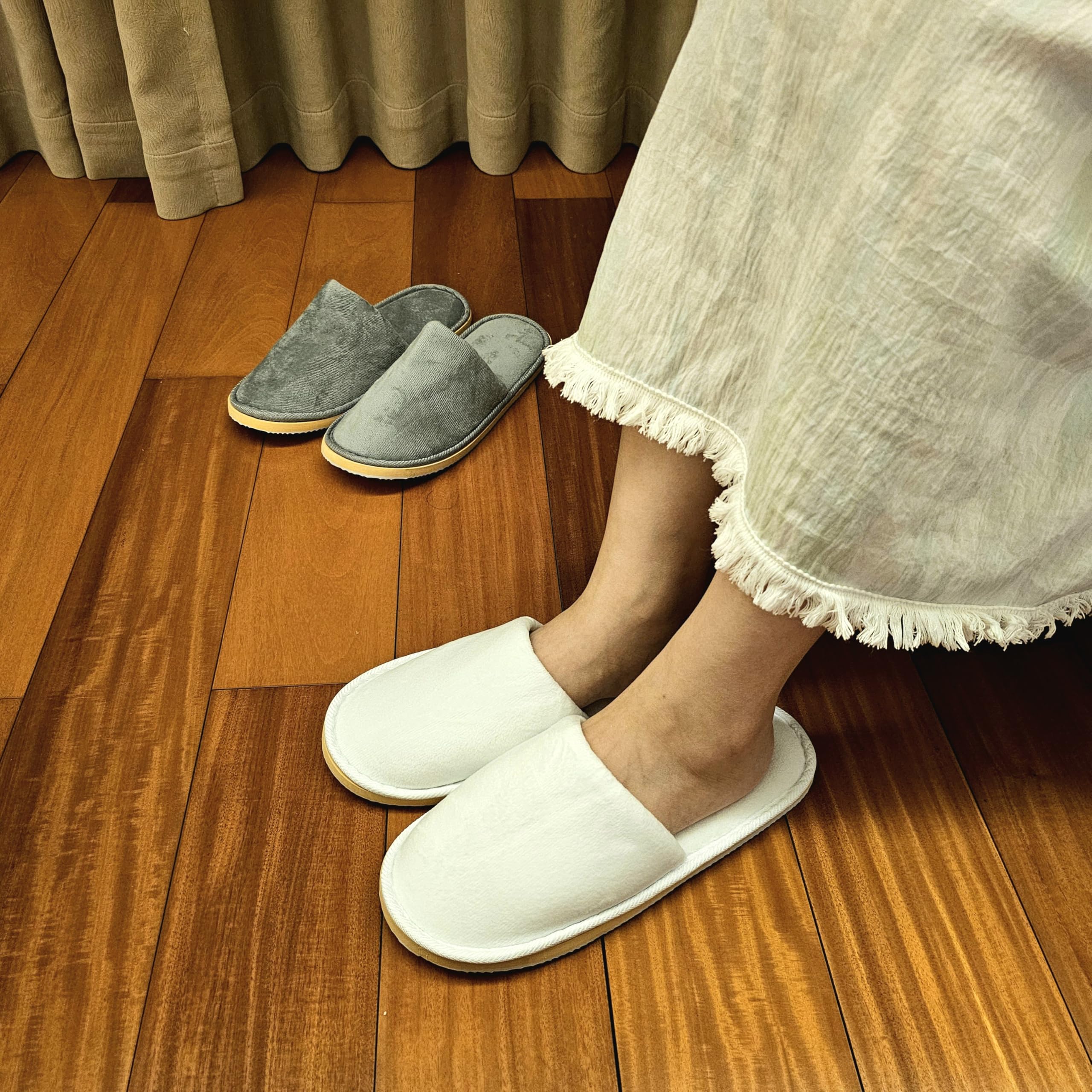 BoxSkivra chaussons spa taille adaptée pour la plupart des adultes, confort quotidien.