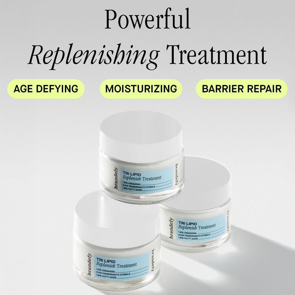 Texture crème onctueuse Brandefy Tri Lipid Replenish, facilite l'application et apaise la peau.