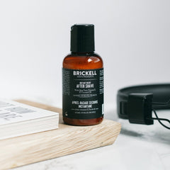 Brickell après-rasage infusion aloe apaise et hydrate.
