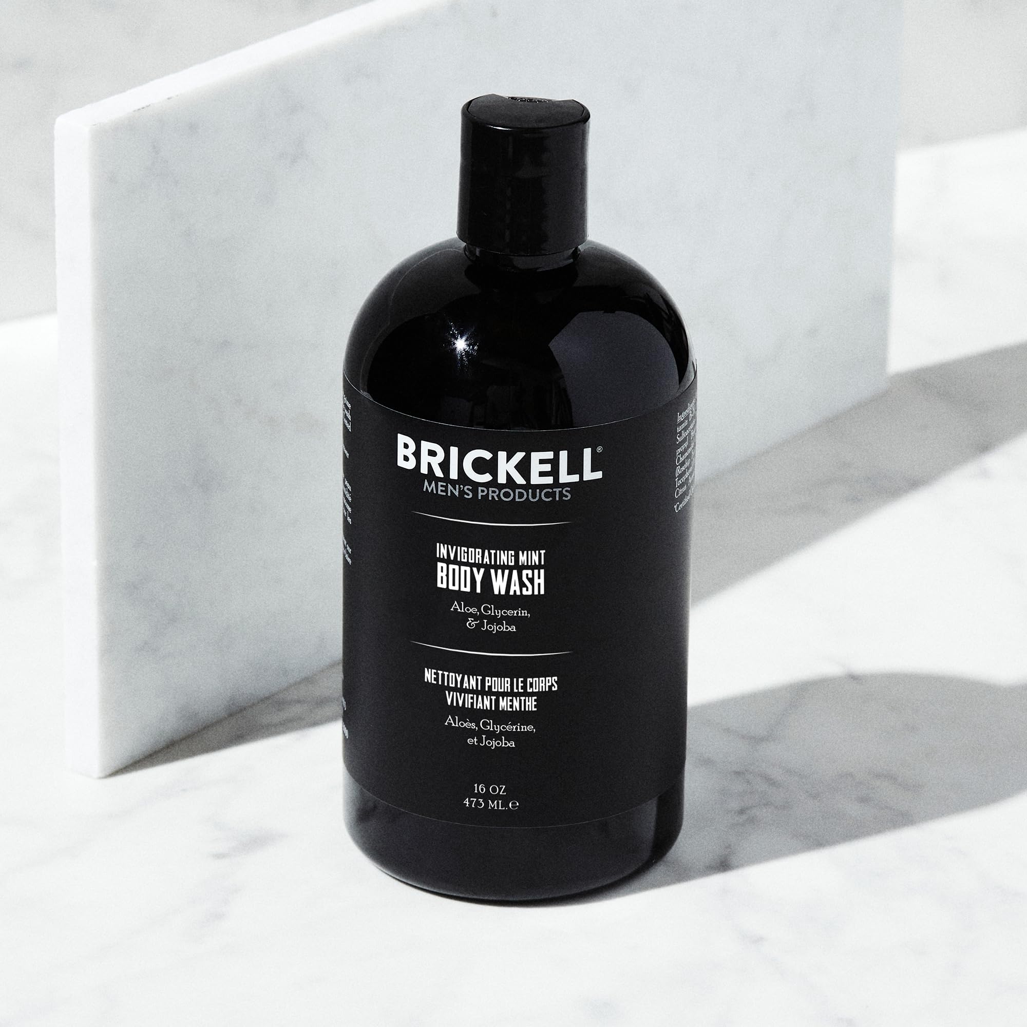 Gel douche Brickell avec aloe et jojoba offrant hydratation légère et douceur