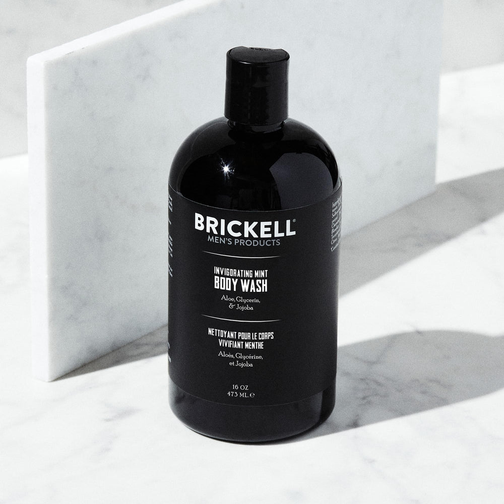 Gel douche Brickell avec aloe et jojoba offrant hydratation légère et douceur