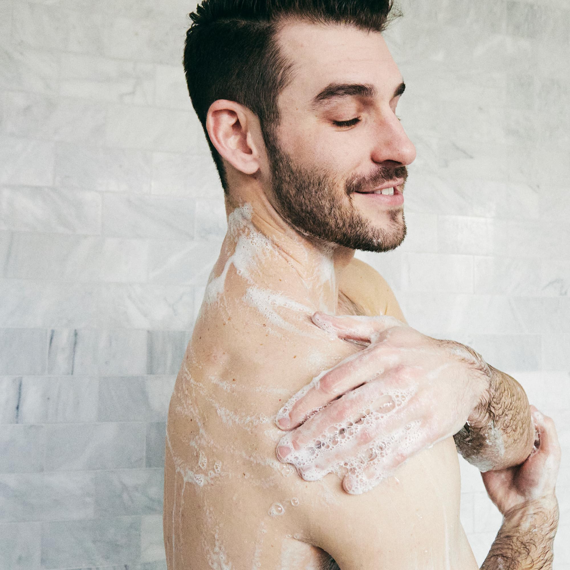 Parfum Teck Tropical — Gel douche Brickell pour une douche aromatique.