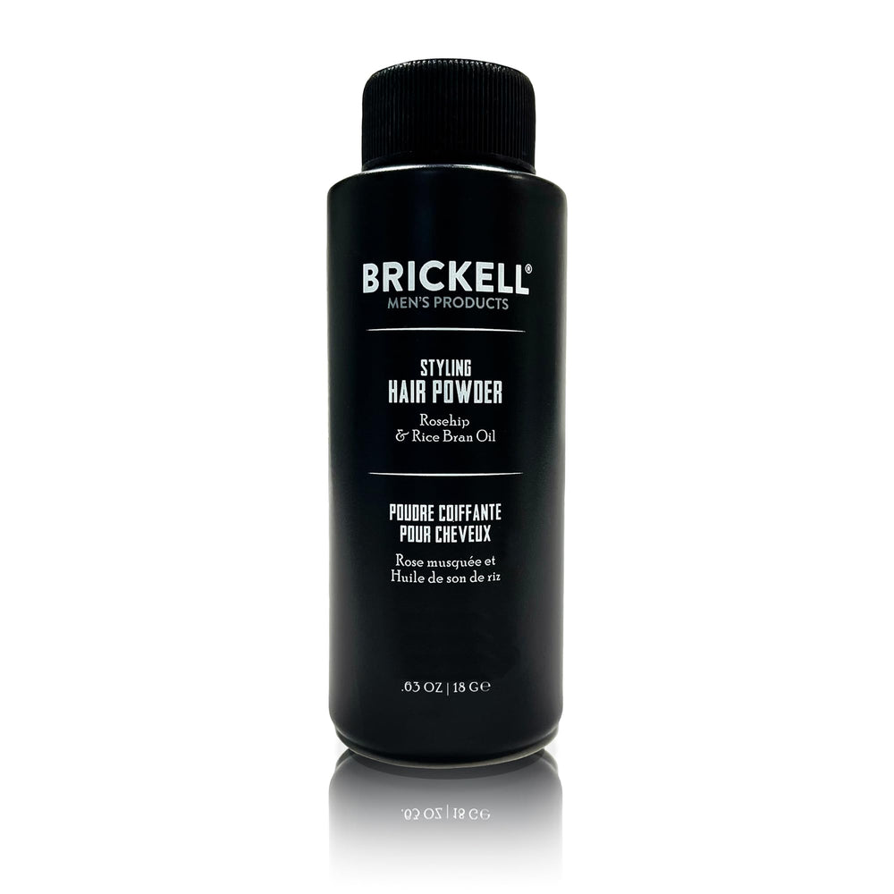 Poudre de coiffage Brickell Homme dans son pot pour du volume naturel.