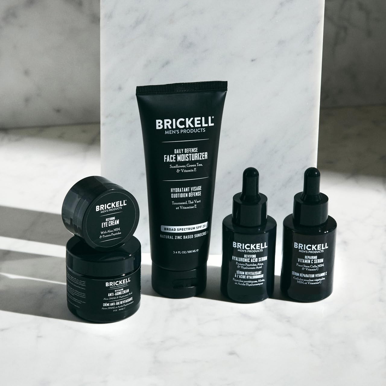 Brickell Complete Defense – sérum jour vitamine C, éclat et protection.