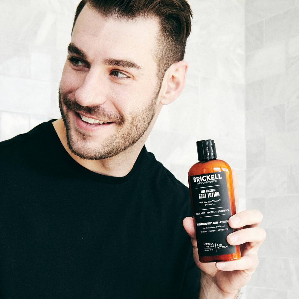 Brickell: extrait aloe vera pour hydrater et apaiser la peau.