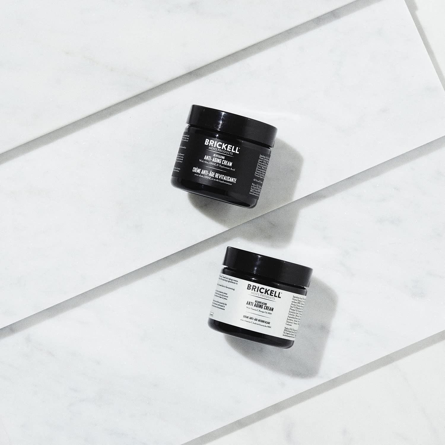 Brickell Nuit Crème Visage: raffermit et nourrit la peau pendant la nuit