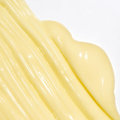 Briogeo Banana + Coconut Nourishing Conditioner texture crème démêlage doux