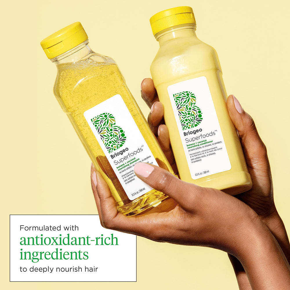 Briogeo Superfoods Banane + Coco, après-shampoing en bouteille, démêle en douceur.