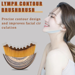 Brosse drainage lymphatique visage, massage doux pour détendre les traits.