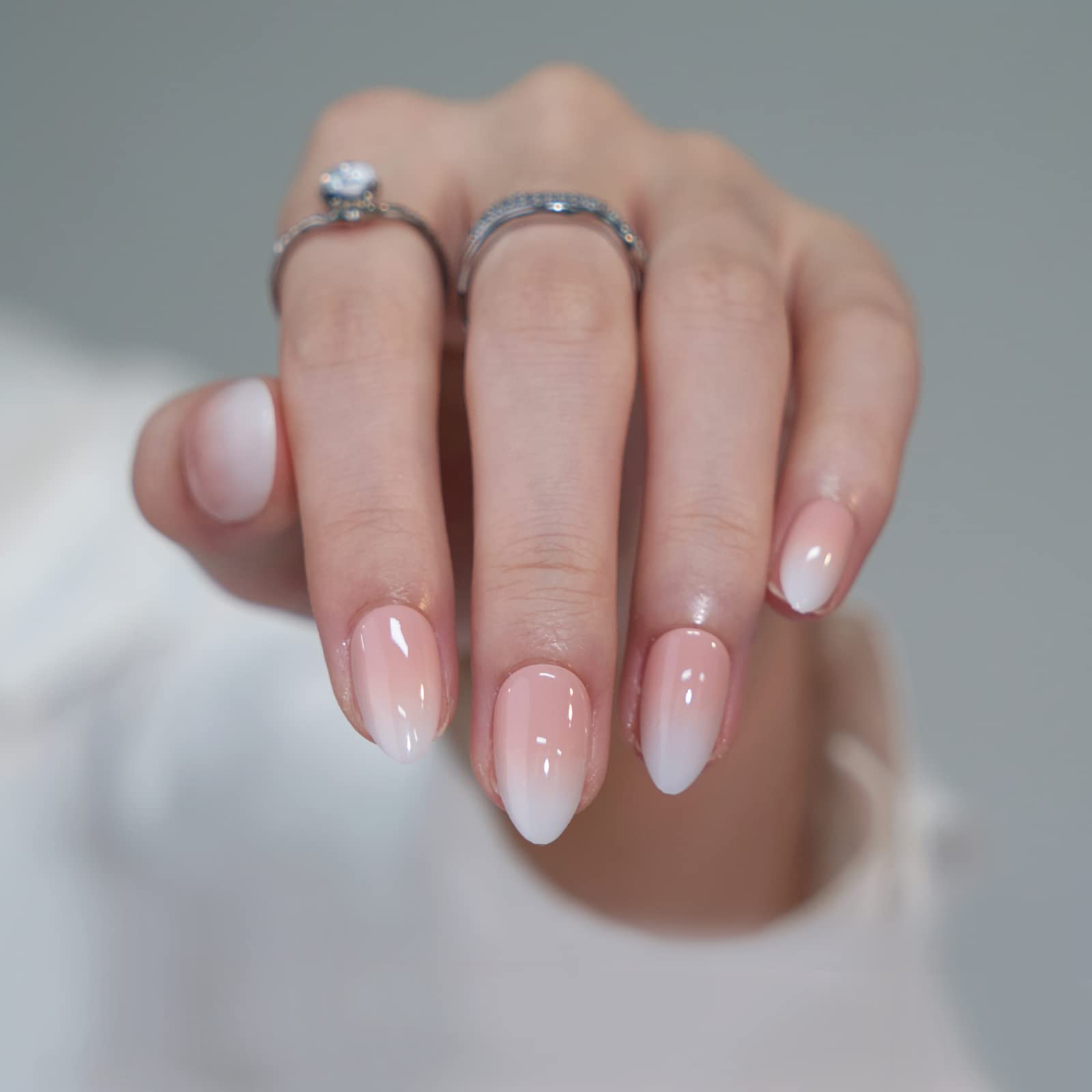 BTArtbox lime à ongles double-face pour une finition lisse.