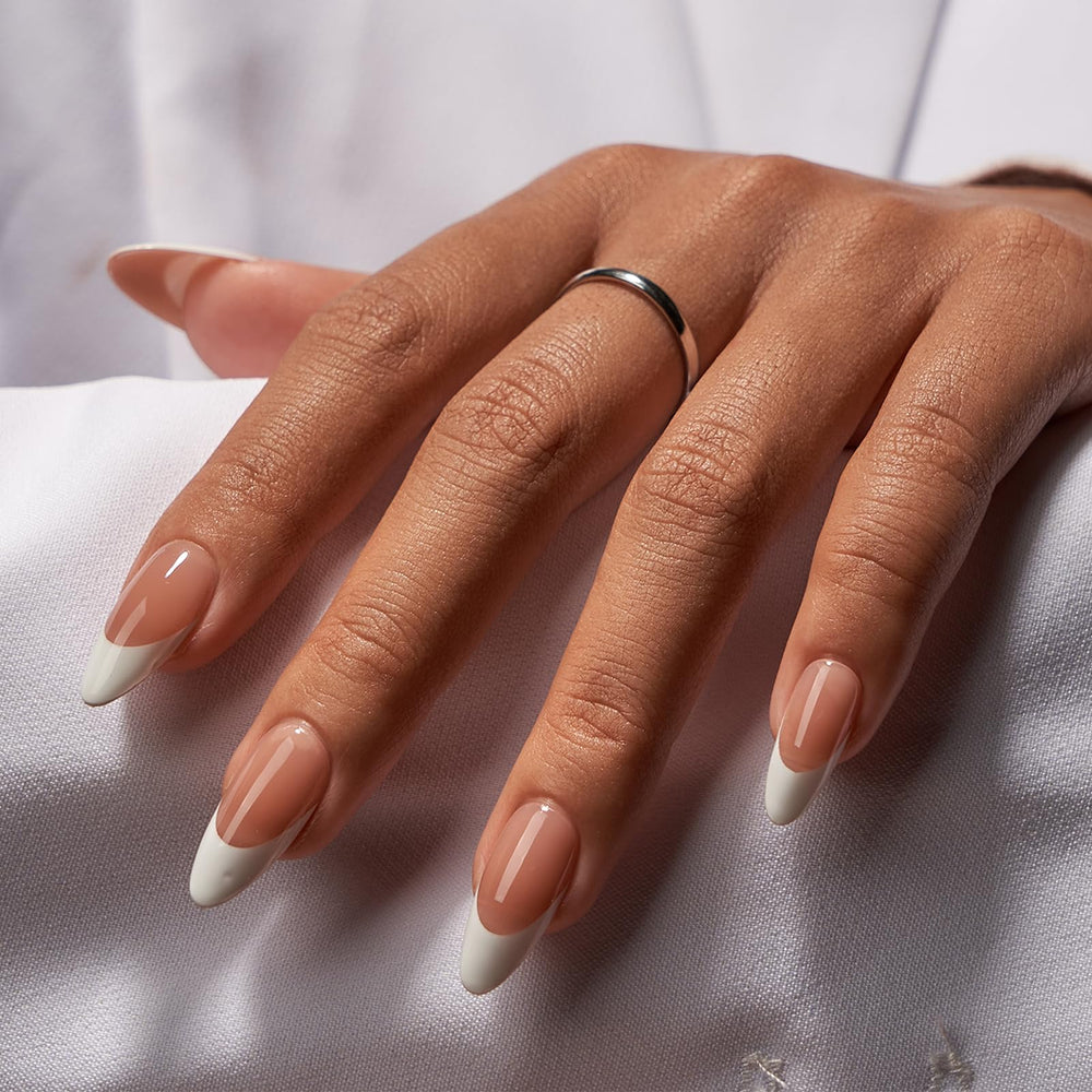 BTArtbox ongles adhésifs amande naturelle pour un look discret et confortable.
