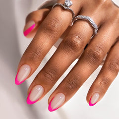 BTArtbox Ongles press-on Almond Berry French, rendu naturel et durable.