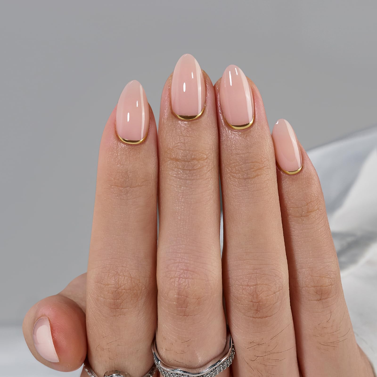 BTArtbox Ongles press on amandes-base nude transparente, pour un look naturel et élégant