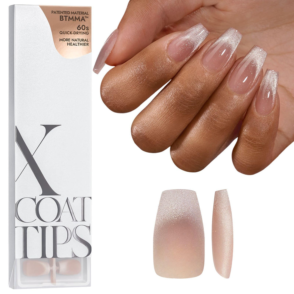 BTArtboxnails XCOATTIPS Cat Eye Noël - ongles élégants et durables pour fêtes.