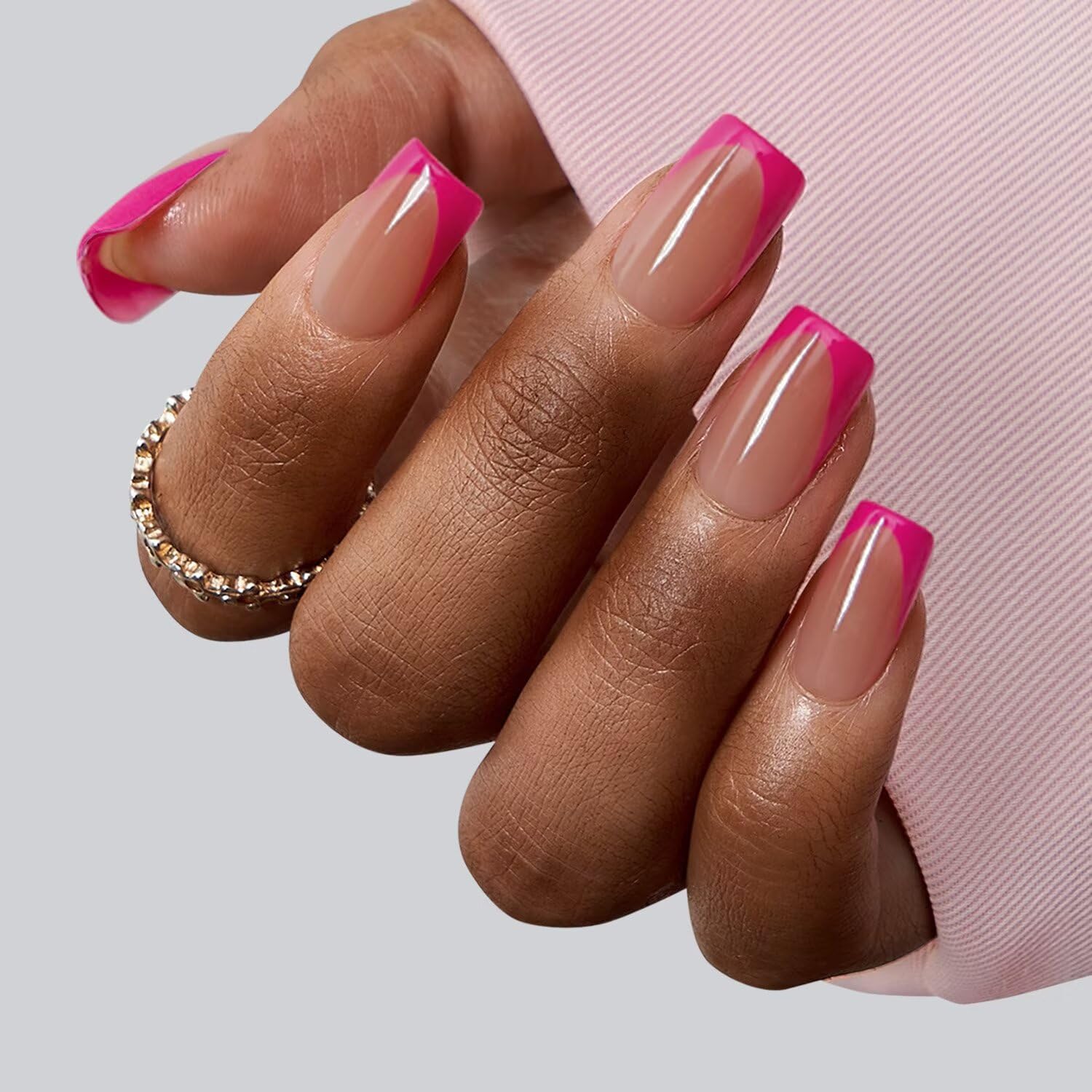 BTArtboxnails XCOATTIPS: ensemble de 160 pièces et 5 teintes pour varier les looks.