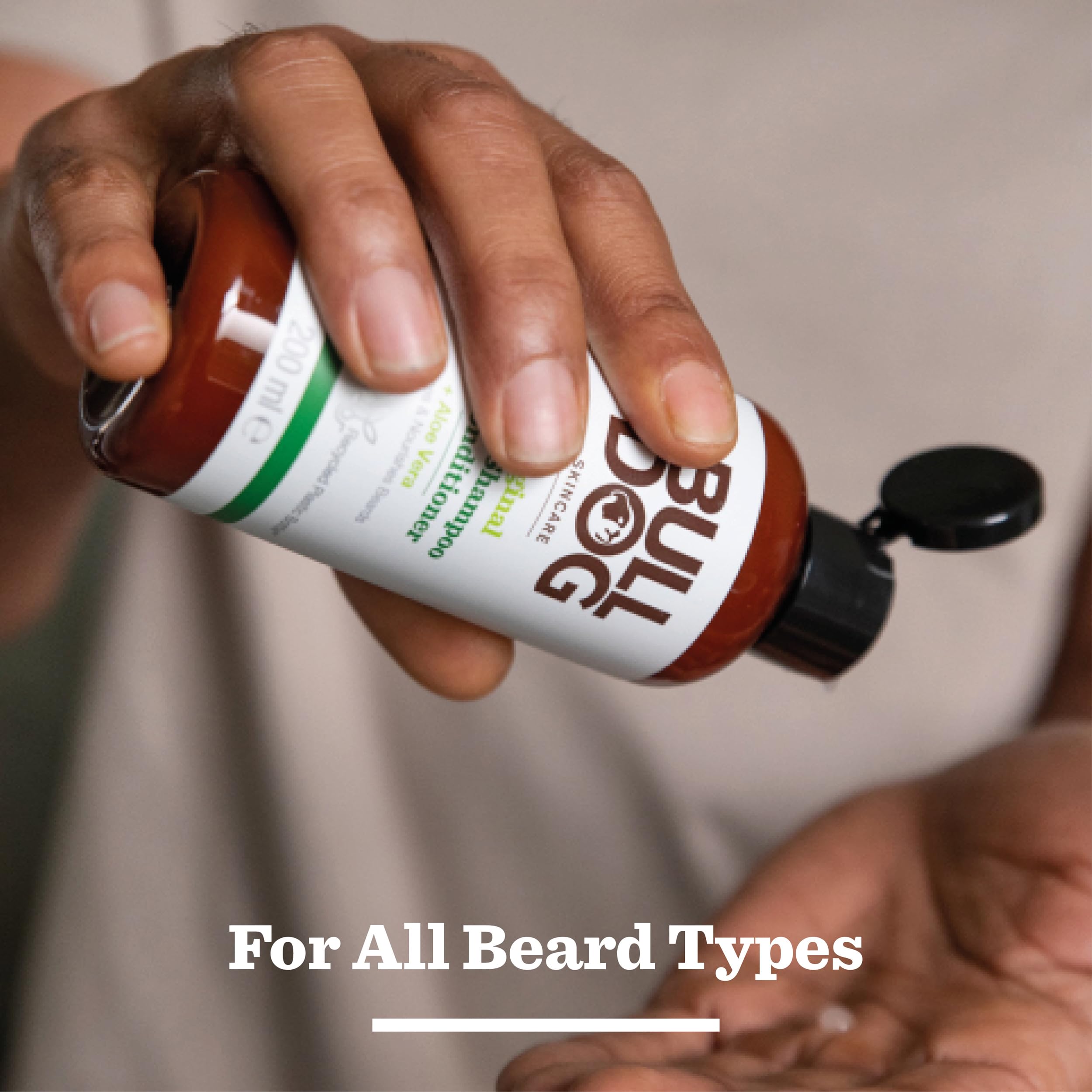 BULLDOG ingrédients-naturels pour une barbe saine et soignée.