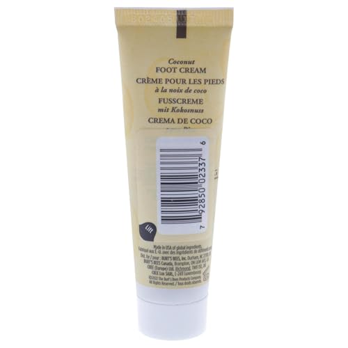 Emballage compact Burts Bees, idéal pour usage quotidien.