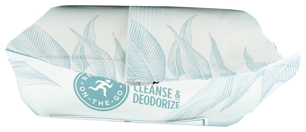 Application rapide des lingettes Burts Bees, pour nettoyer et rafraîchir.