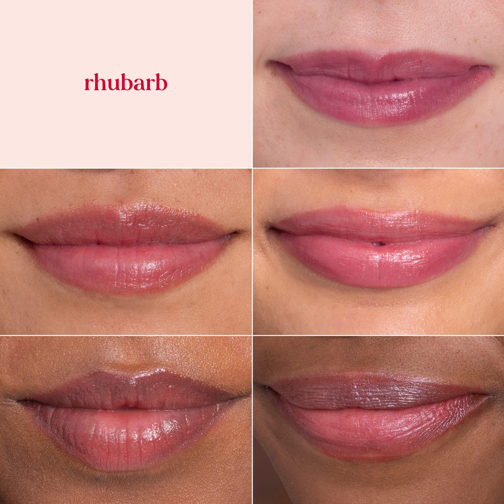 Application douce du Lip Shimmer Rhubarb sur les lèvres.
