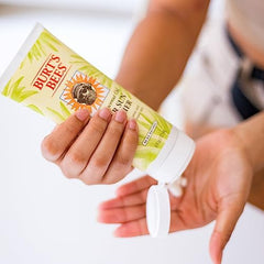 Lotion Burt's Bees à absorption rapide pour visage et corps