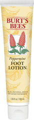 Lotion-pieds Burt's Bees au menthol, flacon pompe, soulage et hydrate les pieds fatigués.
