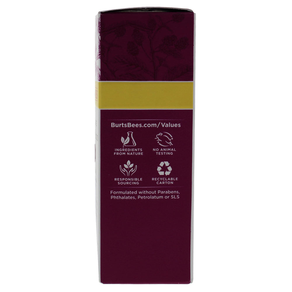 Emballage Burt's Bees Renewal, pratique et recyclable.