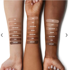 BY MARIO SoftSculpt Shaping Stick Medium, brosse inclinée amovible pour un nettoyage facile.