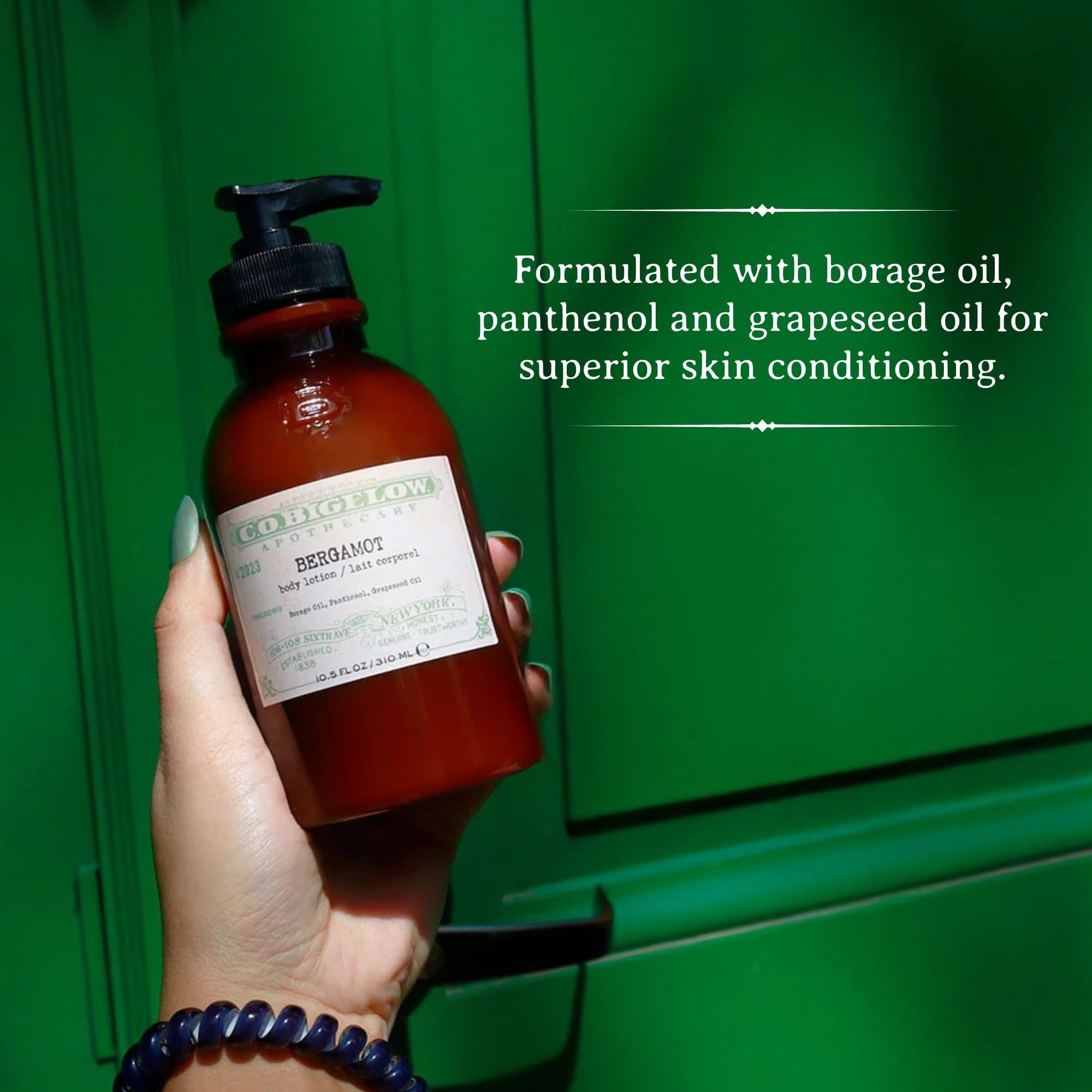 Pompe pratique de C.O. Bigelow Bergamot Lotion, application facile.