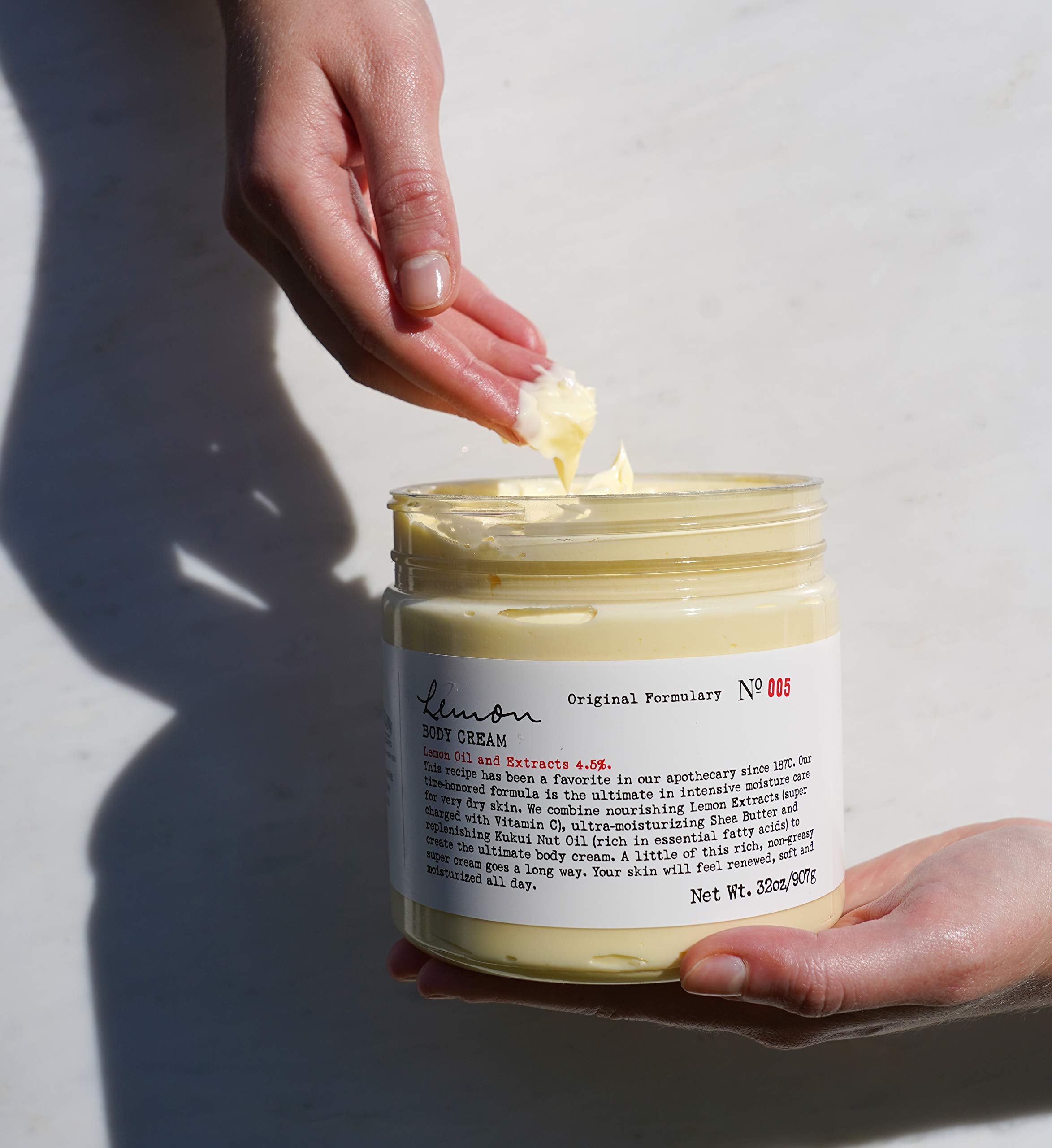 Idée cadeau parfaite: crème citron C.O. Bigelow pour amis et proches.
