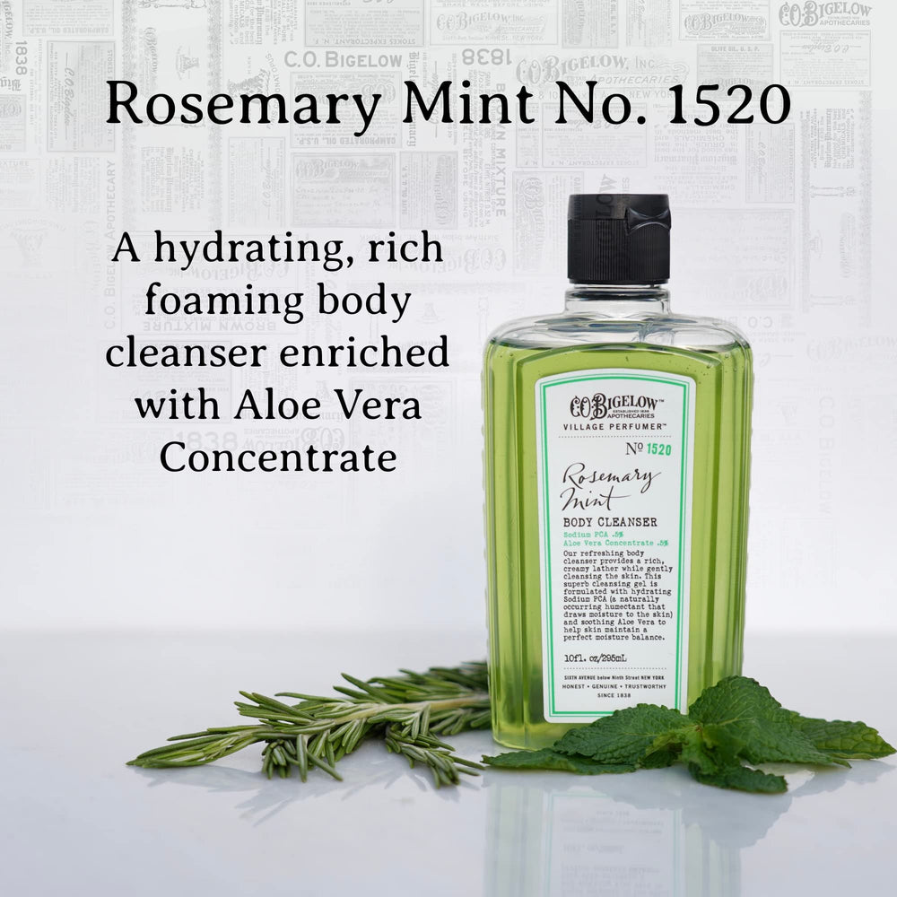 Mousse riche du gel douche C.O. Bigelow romarin menthe pour une expérience nettoyante douce.