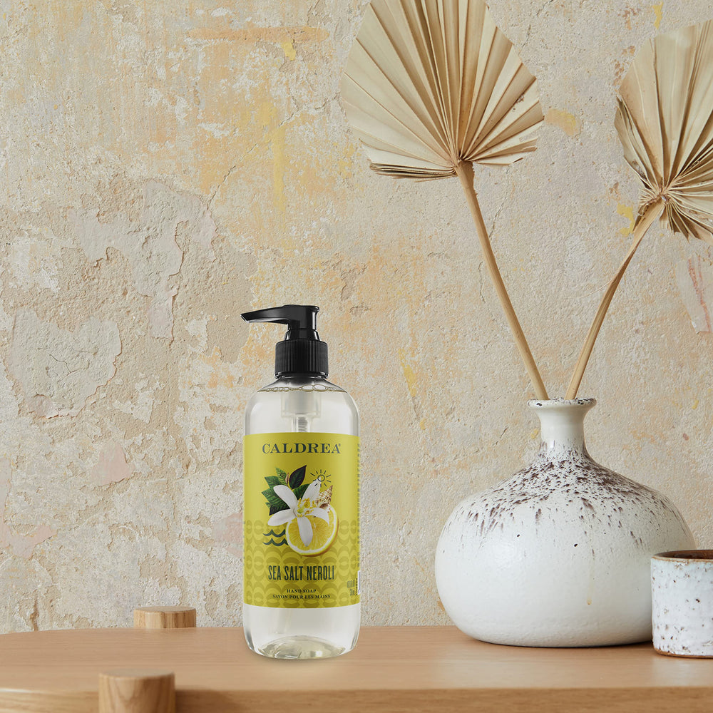 Caldrea Savon Mains Huile Olive, ingrédients nourrissants pour laisser les mains douces.