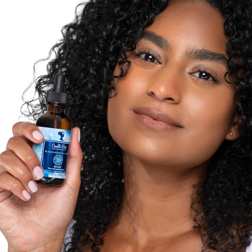 Camille Rose Chebe huile, nourrissant pour cheveux secs et porosité élevée.