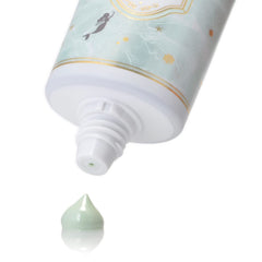 CANMAKE Mermaid Skin Gel texture gel lumineuse, facile à étaler sur le visage.