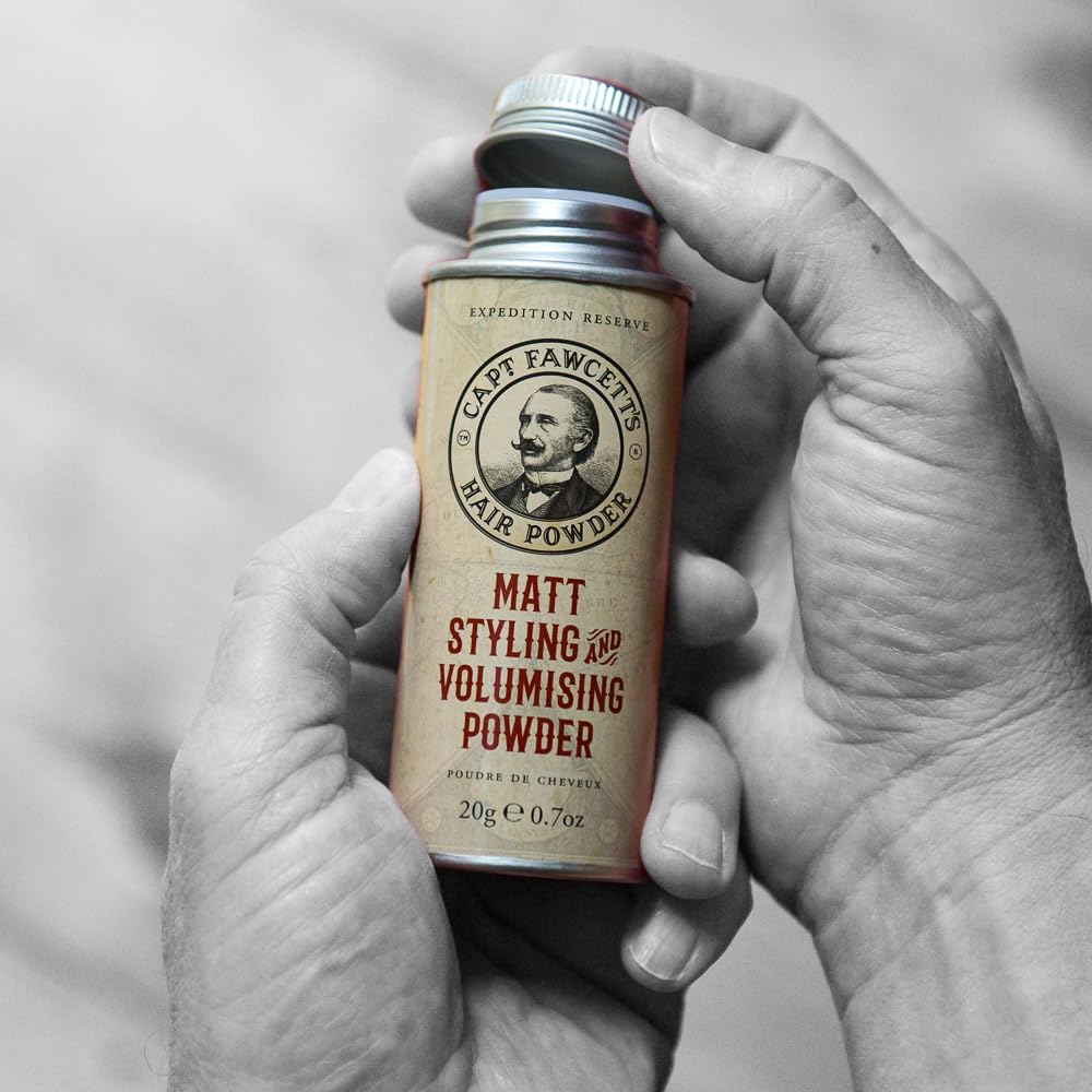 Captain Fawcett Expedition Reserve Poudre – adaptée à tous types de cheveux.