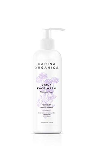 Lavage visage Carina Organics sans parfum, nettoie en douceur et convient aux peaux sensibles.