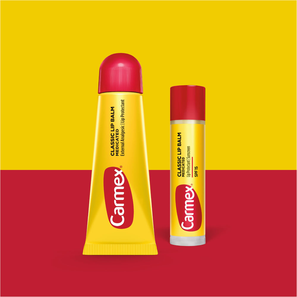 Carmex baume à lèvres classique en tube, menthol frais et rafraîchissant.