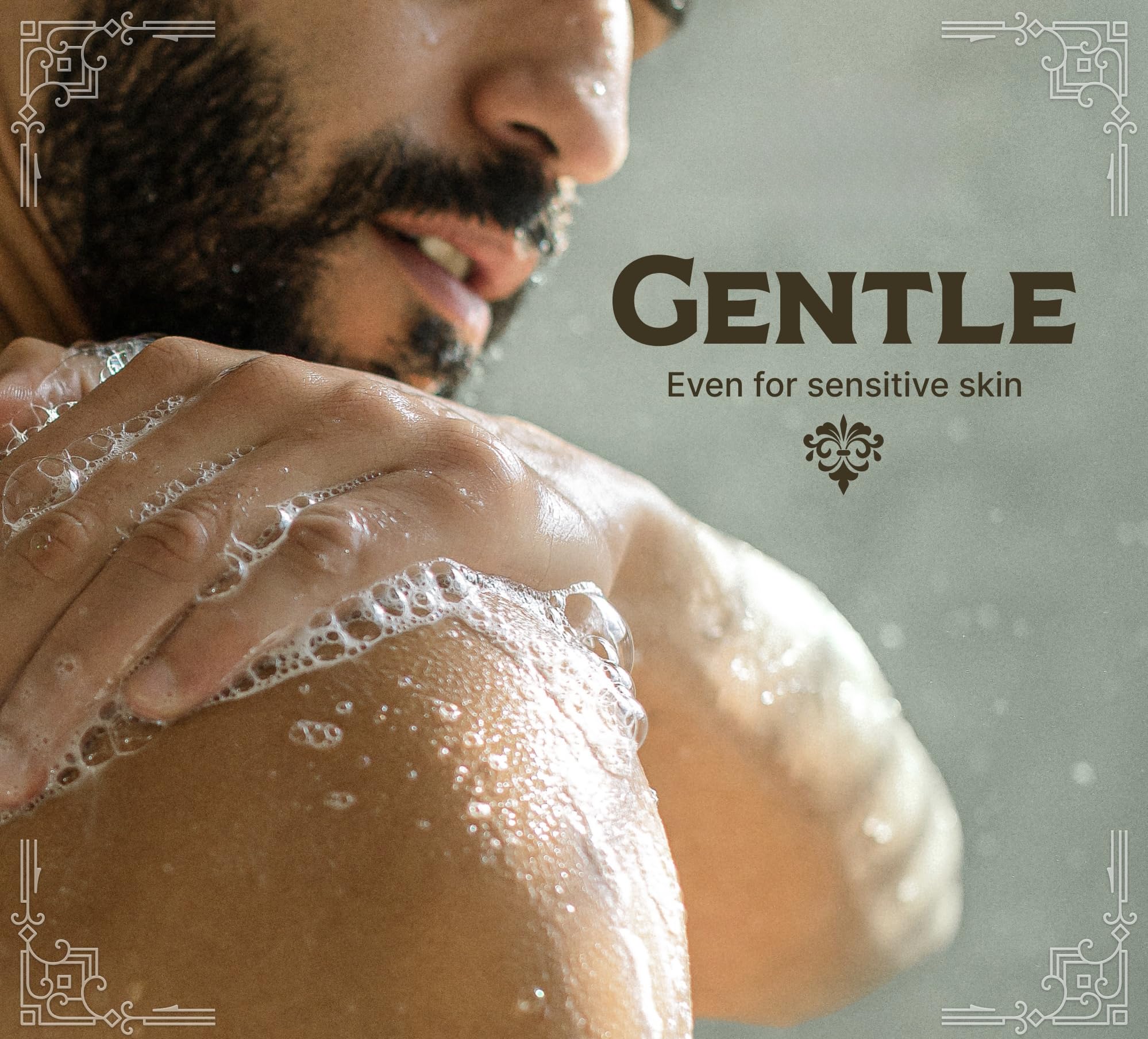 Mousse crémeuse de Carolina Castile Sage Lime nettoyant en douceur.