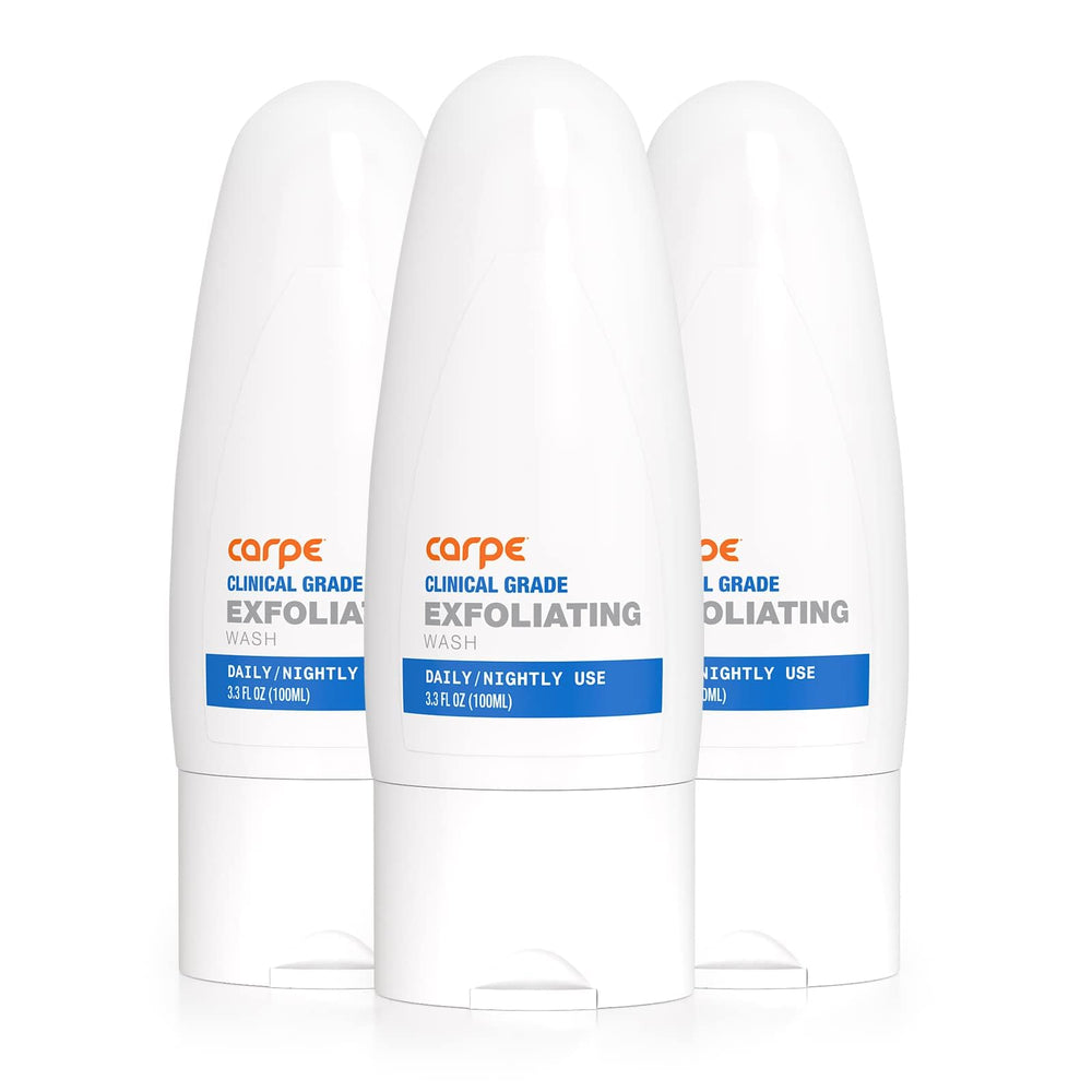 Carpe gommage aisselles – flacon clair, parfum menthe, rafraîchit et prépare le déodorant.