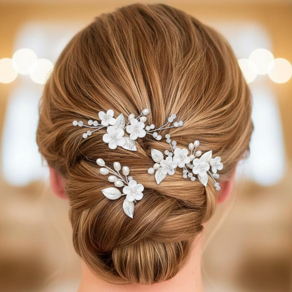 Casdre épingle cheveux mariage fleur perle strass argent, tenue élégante.