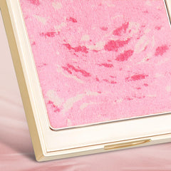Catkin palette 10 g – douceur et éclat pour un fini lumineux.