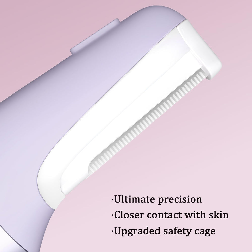 CATLANE Rasoir-dermaplanage appliqué sur la peau pour une exfoliation soignée.