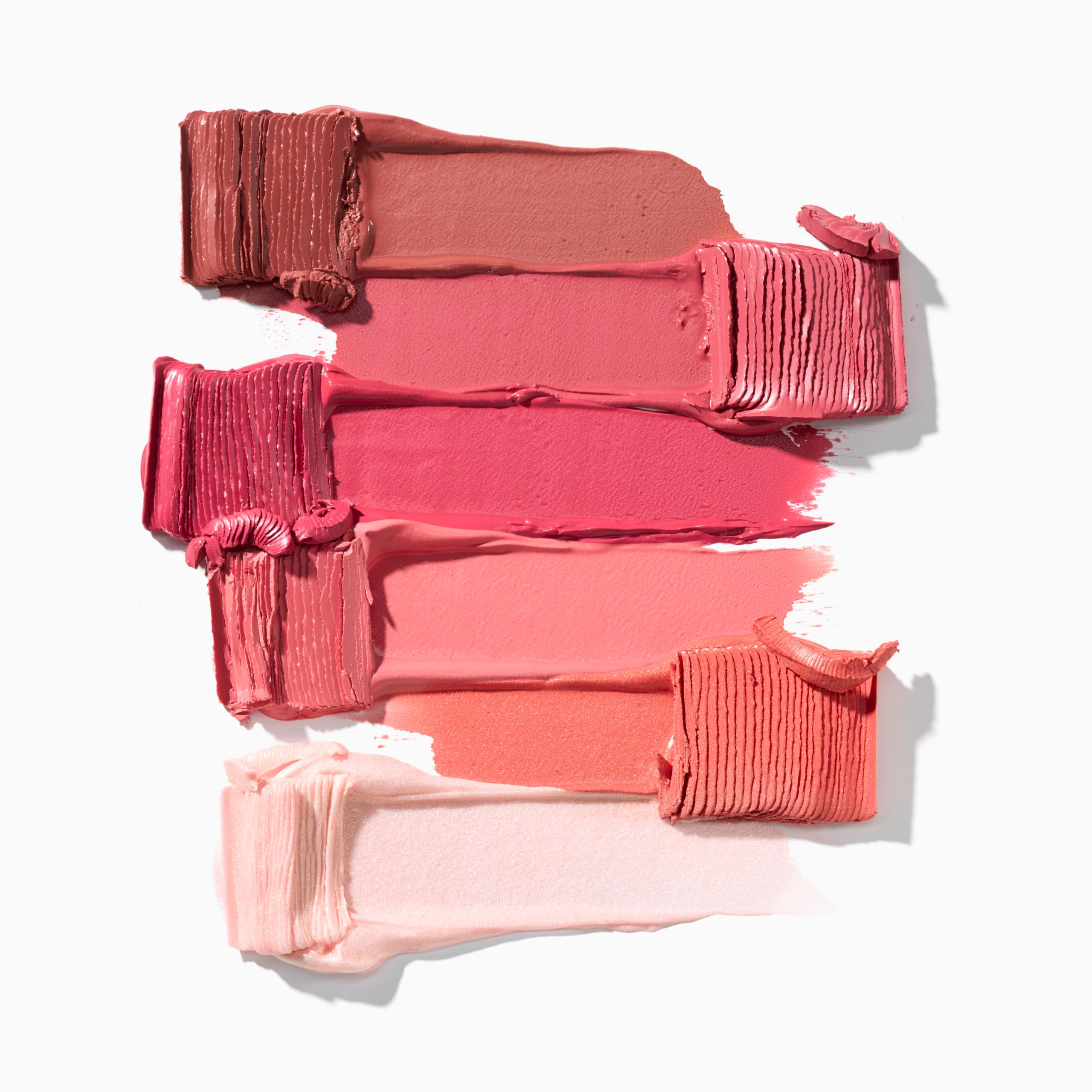 Fini flouté et lumineux sur les joues grâce à la Catrice Blur Balm Palette.