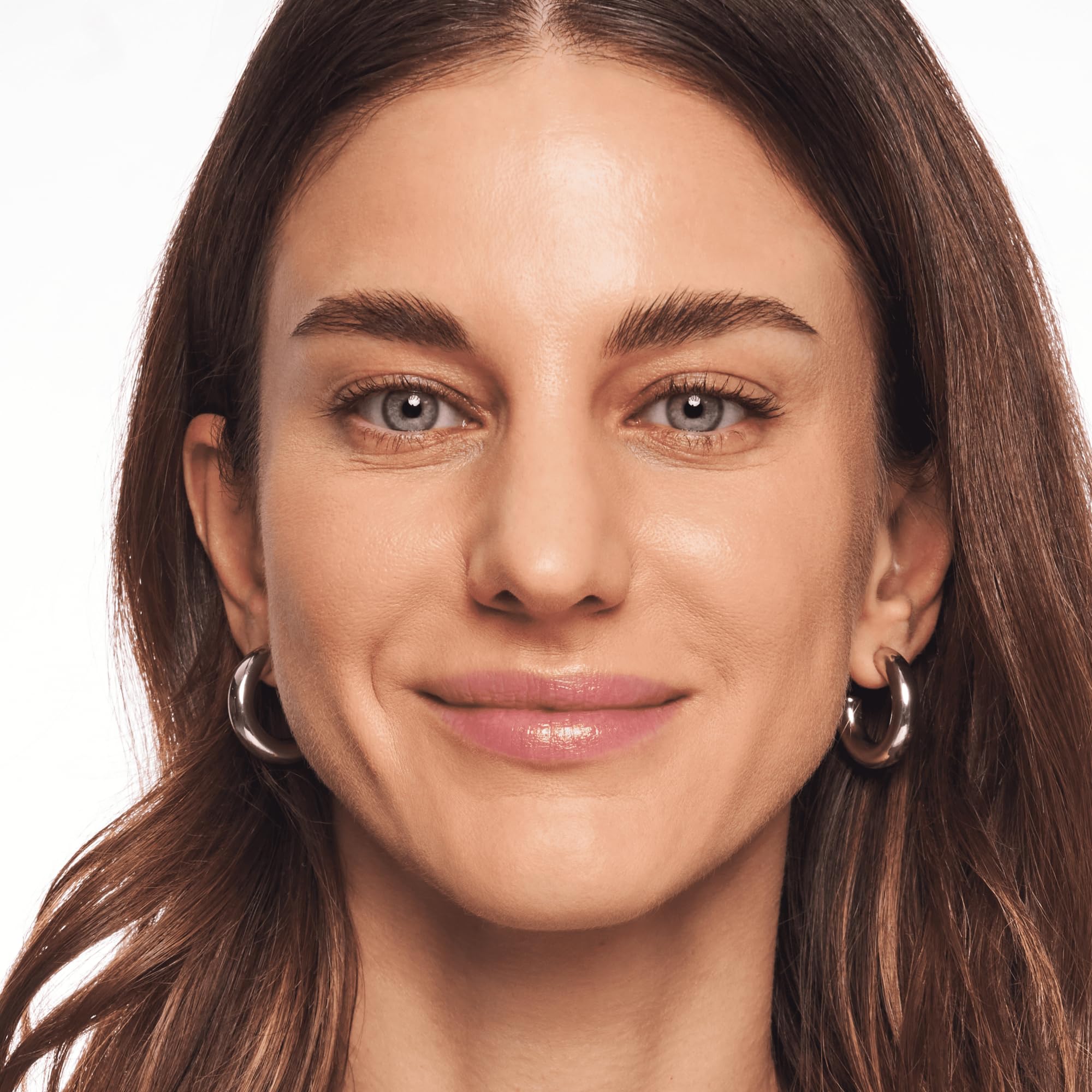Niacinamide incluse pour soutenir la peau et l'éclat.
