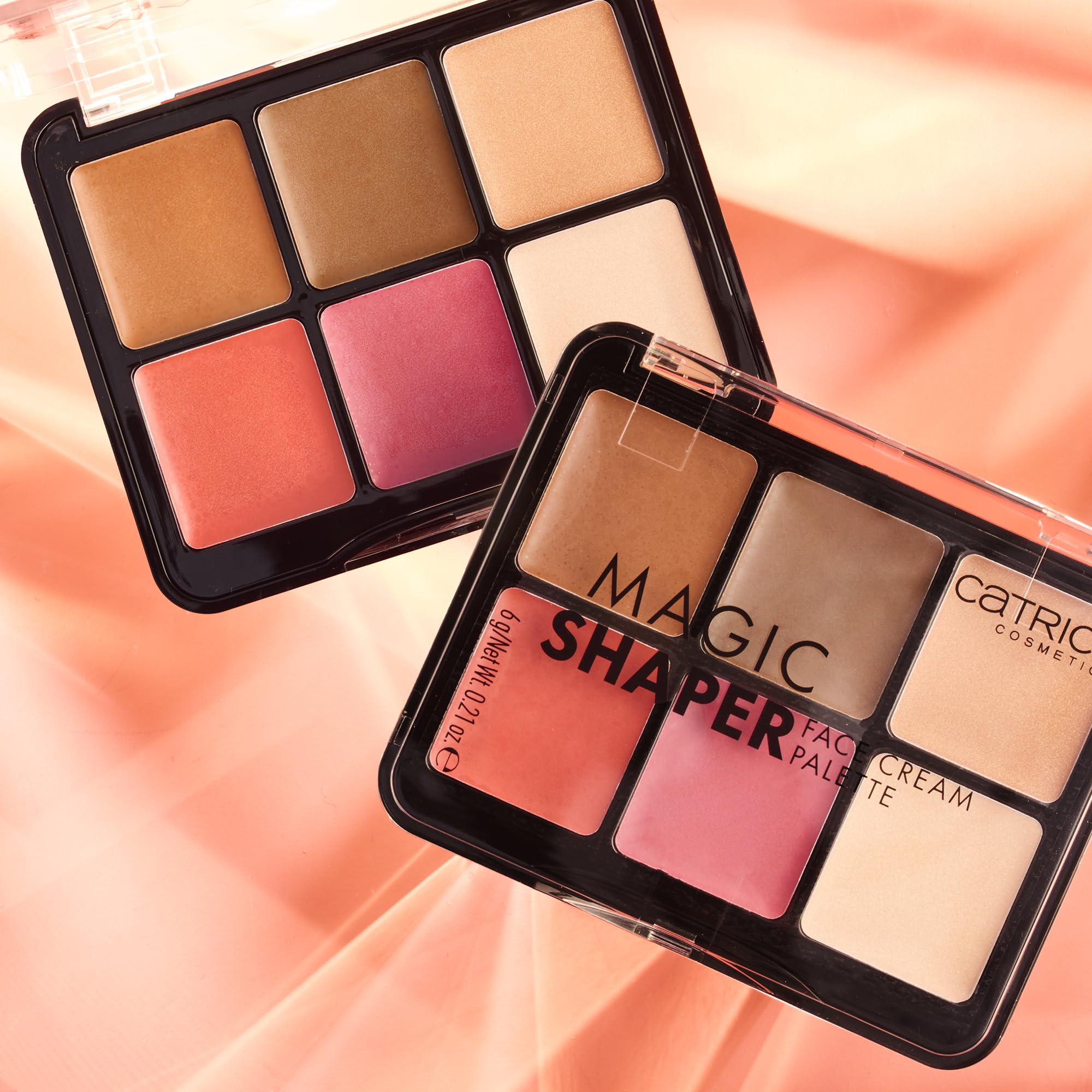 Catrice Magic Shaper Palette végane et sans cruauté, édition voyage.