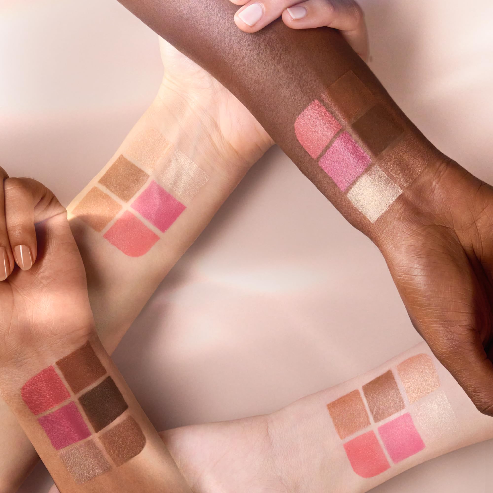 Teintes highlighter 1 pour un éclat subtil sur les zones clés.