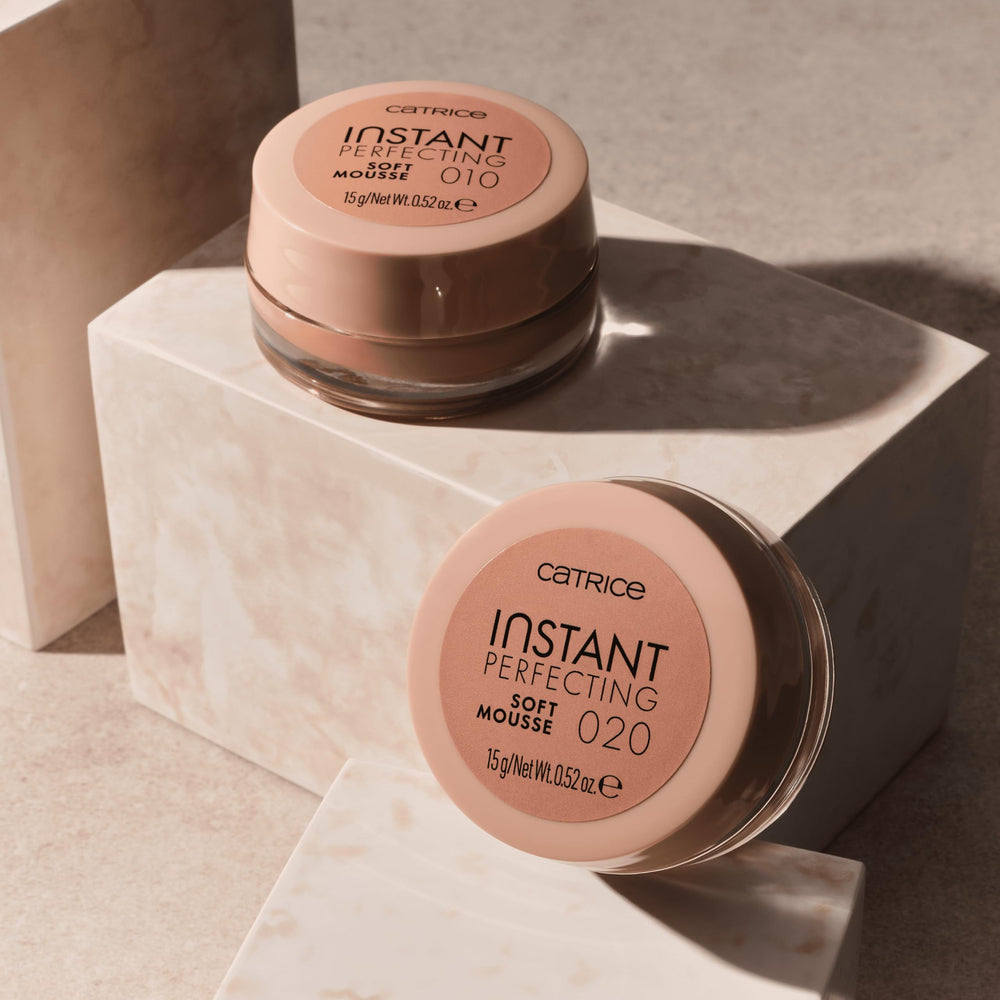 Catrice Mousse Instant Perfecting – Finition naturelle idéale pour un look épuré.