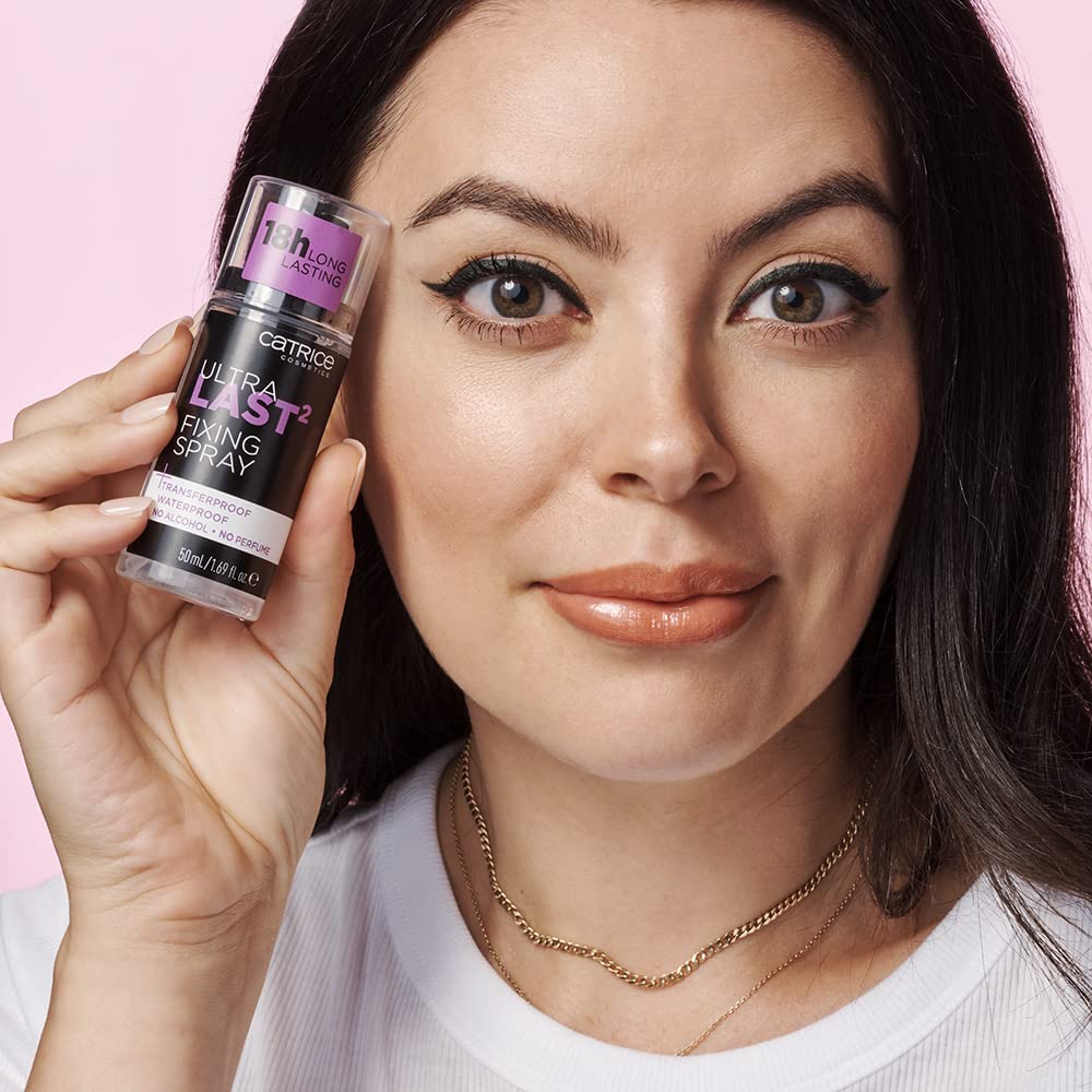 Catrice Ultra Last2 Fixing Spray, fixation anti-transfert efficace.